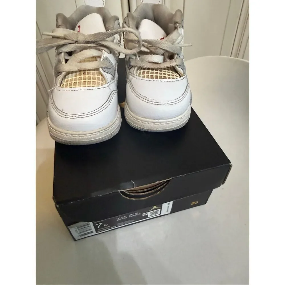 Air Jordan Toddler 4 Retro Leather Lace Up Sneaker Shoes White Oreo Size 7C